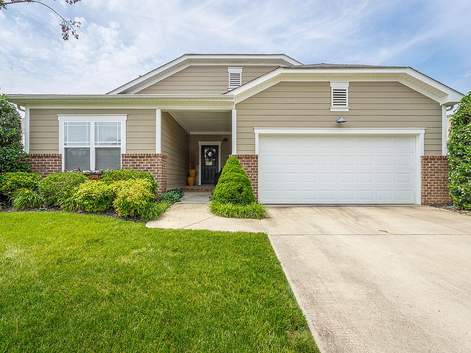 1st image of 7537 Hampstead Hall Dr