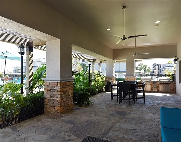 11881 Gulf Pointe Dr — Photo 28