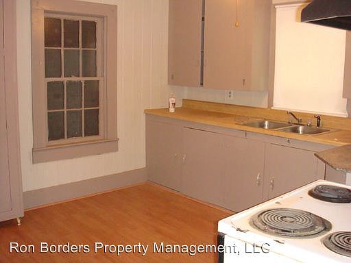 2nd image of 1012 W Gordon St