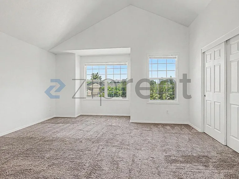 6674 SE Lois St — Photo 17