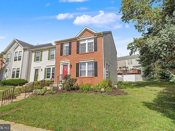 3rd image of 600 Sangreal Ct