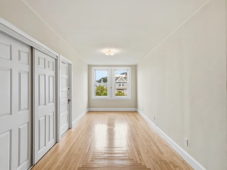 749 Clayton St #747 — Photo 36