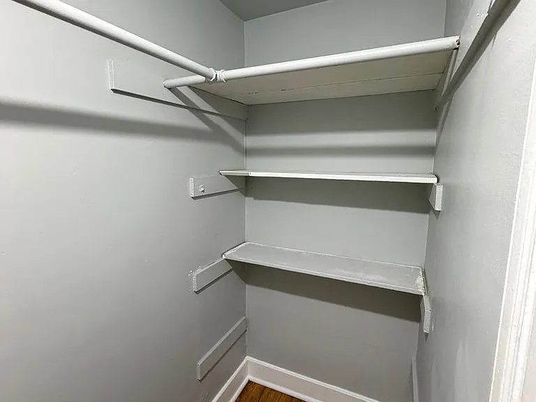 116-118 Center Street — Photo 7