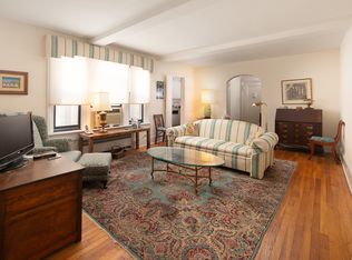 319 E 50th St APT 9A, New York, NY