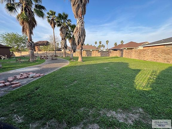 2nd image of 2115 Madero Dr