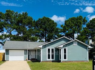 1705 Veanna Dr, Fayetteville, NC 28301