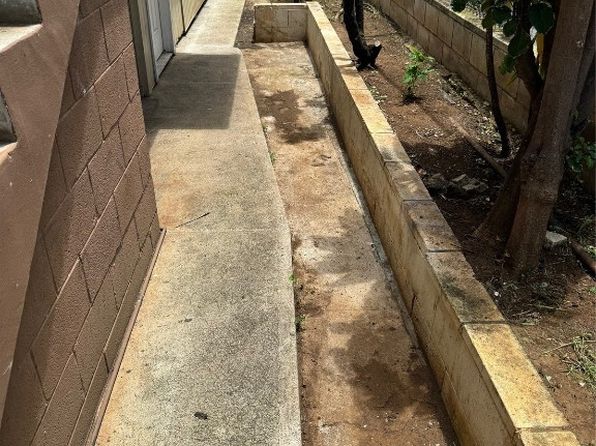 honolulu-hawaii-82426513 picture