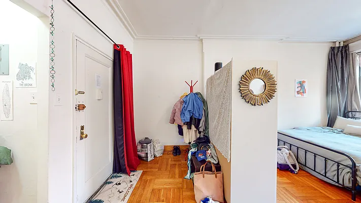 Rented by Oxford Property Group | media 9