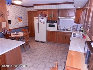 3rd image of 406 Mayr St