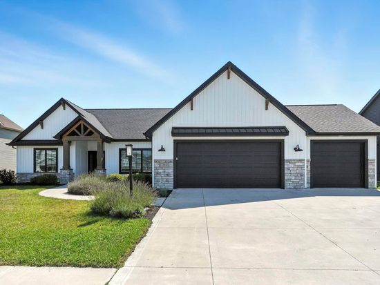 17262 Gokey Blvd, Huntertown, IN 46748