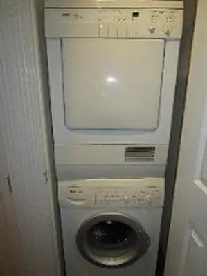 Rented by Walker Malloy & Company Inc | media 52