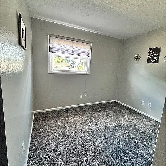 90 Brent Dr — Photo 21