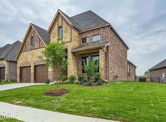 2nd image of 1645 Sonnet Dr