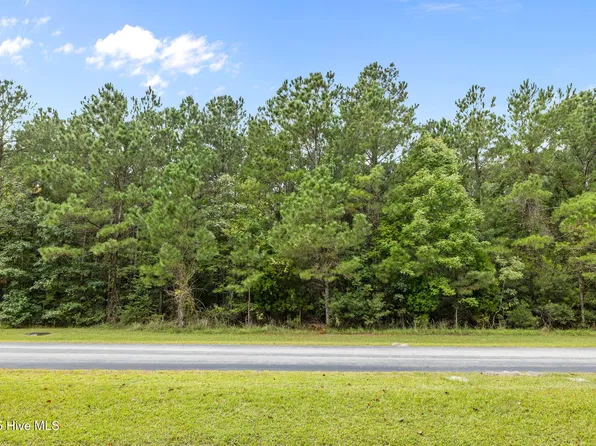 207 Garbacon Drive, Beaufort, NC 28516