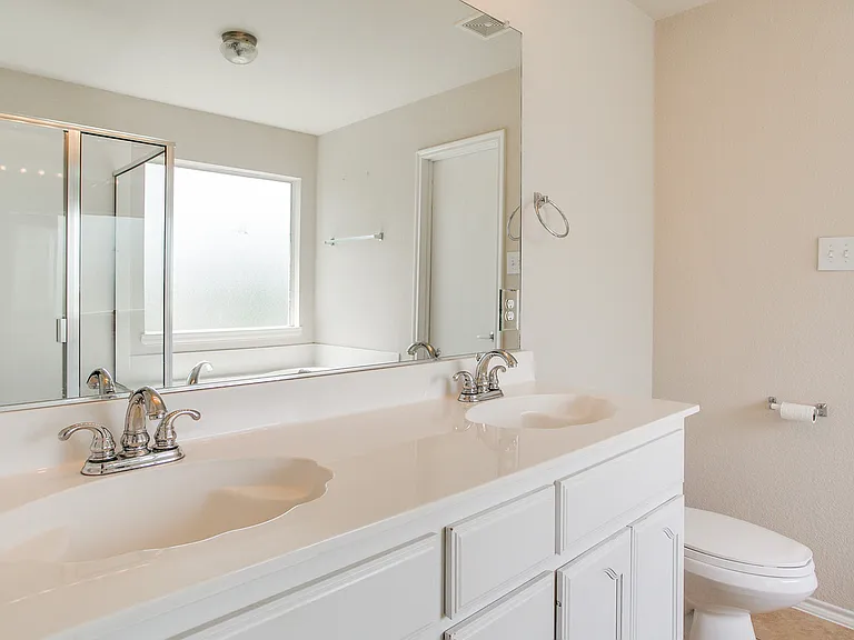5824 Melanie Ct — Photo 24