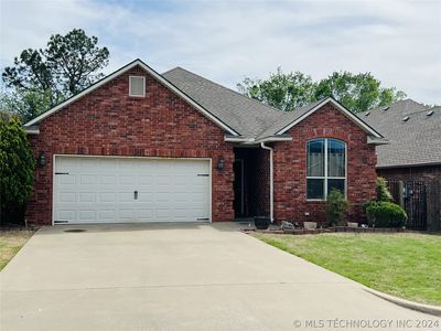 812 Cedar Rdg, McAlester, OK, 74501