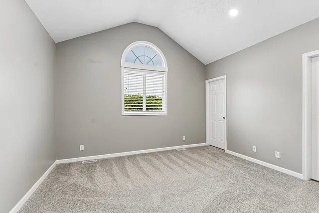 15307 Iowa St — Photo 16