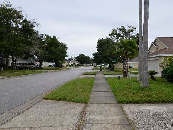3rd image of 2677 Chatham Cir