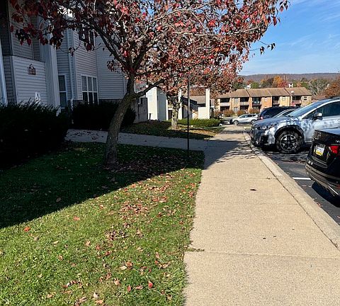 2nd image of 132 Huntington Park Dr APT 201-1