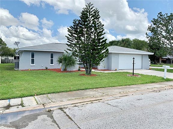 2nd image of 1802 Driftwood Cir S