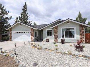 5910 Helm Pl, Weed, CA 96094