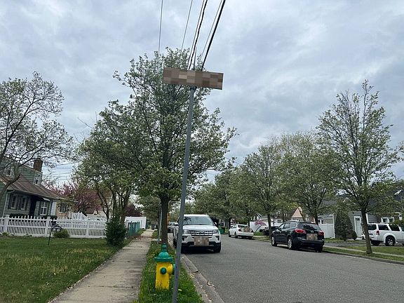 5th image of 145 Lakeview Ave