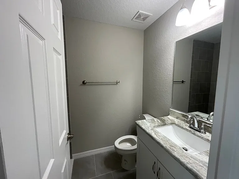 20052 SW Marine Blvd — Photo 12