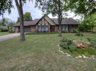 908 S Owens Ave, Tahlequah, OK 74464