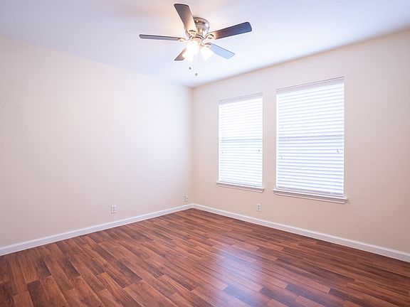 5th image of 1444 Kenneys Way