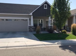 4662 N Bright Angel Pl, Meridian, ID 83646
