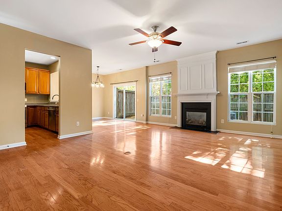 4th image of 7711 Tanby Ct