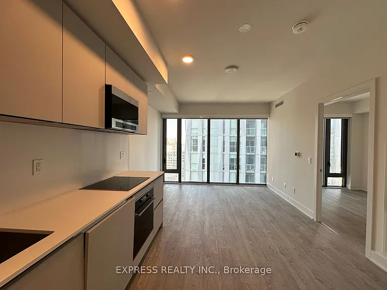 8 Cumberland St #1801 — Photo 3