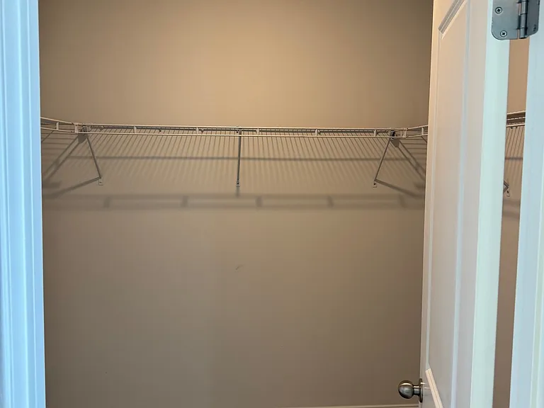 1202 Ainsworth Aly — Photo 16
