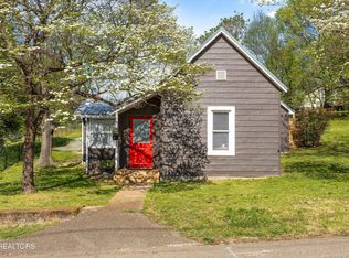 2214 Lincoln St, Knoxville, TN 37920