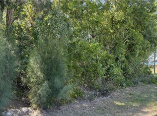 10 N Magnolia St, Fellsmere, FL 32948