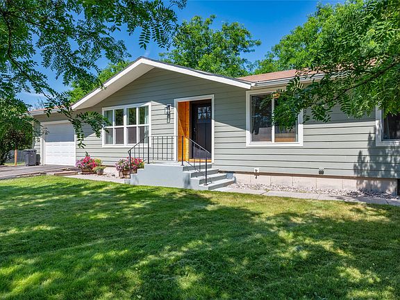 2nd image of 3 Howells Ln