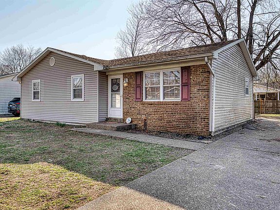 4th image of 805 Audubon Dr