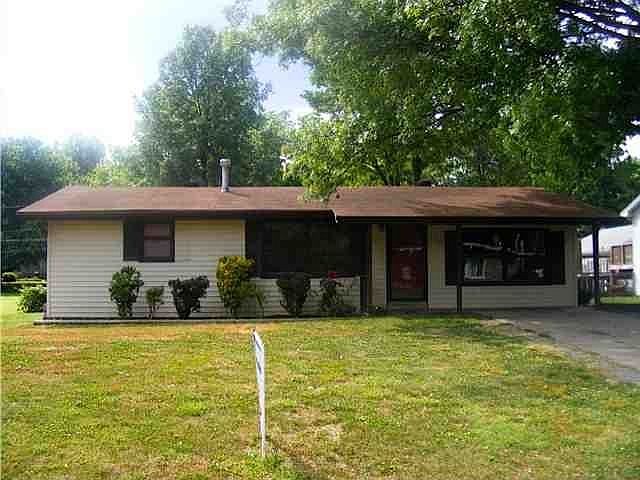 1st image of 1357 Howell St
