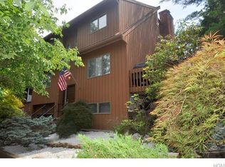 120 Hilldale Rd, Dobbs Ferry, NY 10522