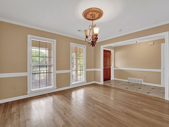 5th image of 1788 Wood Mills Dr E