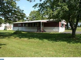 95 Robin Ln, Sellersville, PA 18960