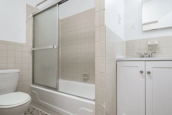 Rented by MySpaceNYC | media 26