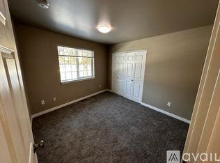 1523 NE Frank McClean Ct #B, Bend, OR 97701