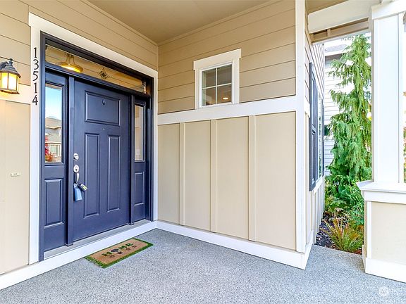 3rd image of 13514 191st Avenue E