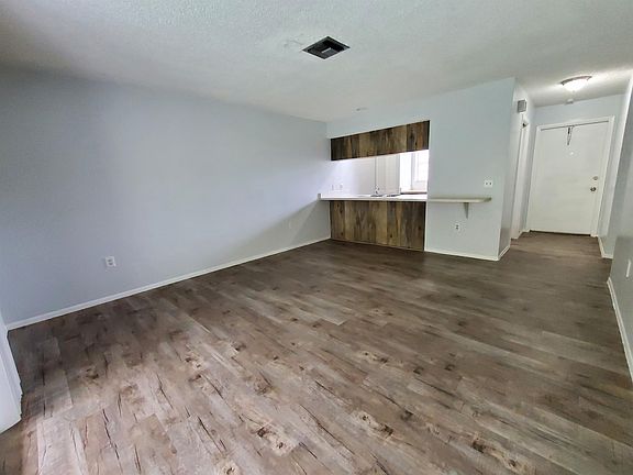2nd image of 2821 Vasco St APT 22