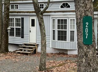 207 Shohola Pkwy S, Shohola, PA 18458