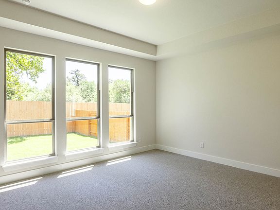 4th image of 5619 Kyle Joseph Dr