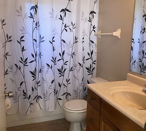 4th image of 5525 NW 29th St
