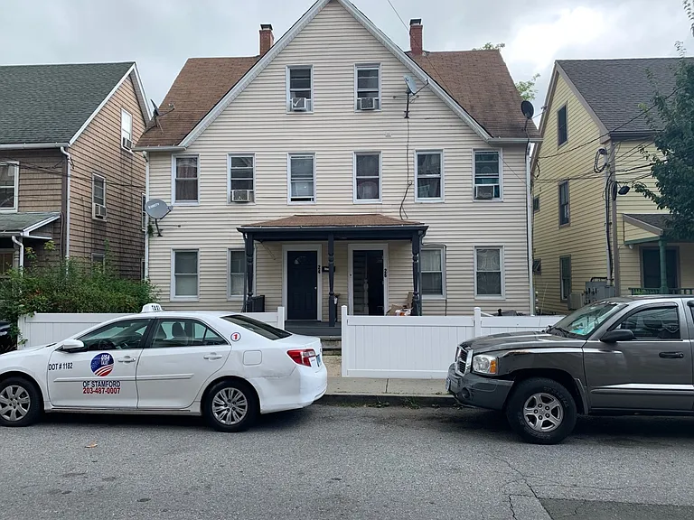 24 Taylor St — Photo 8