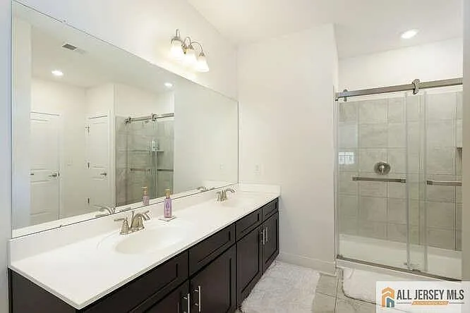 421 Tavern Rd — Photo 19